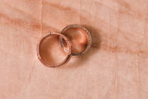 Cuidados com as suas alianças de casamento!